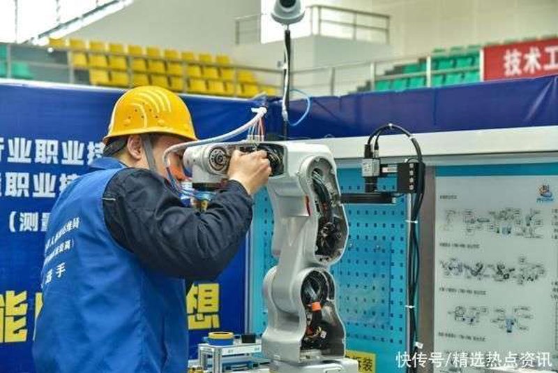 电气柜图片：2026年，它不再只是“盒子”，而是工业数据的核心入口